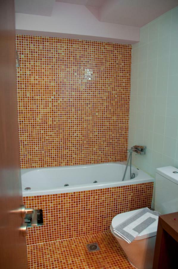 Petritos Rooms And Studios Фаласарна Екстериор снимка